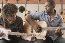 Is It Easier to Play Electric Guitar Than Acoustic?