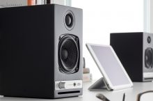 Which to choose: wired or wireless speakers?